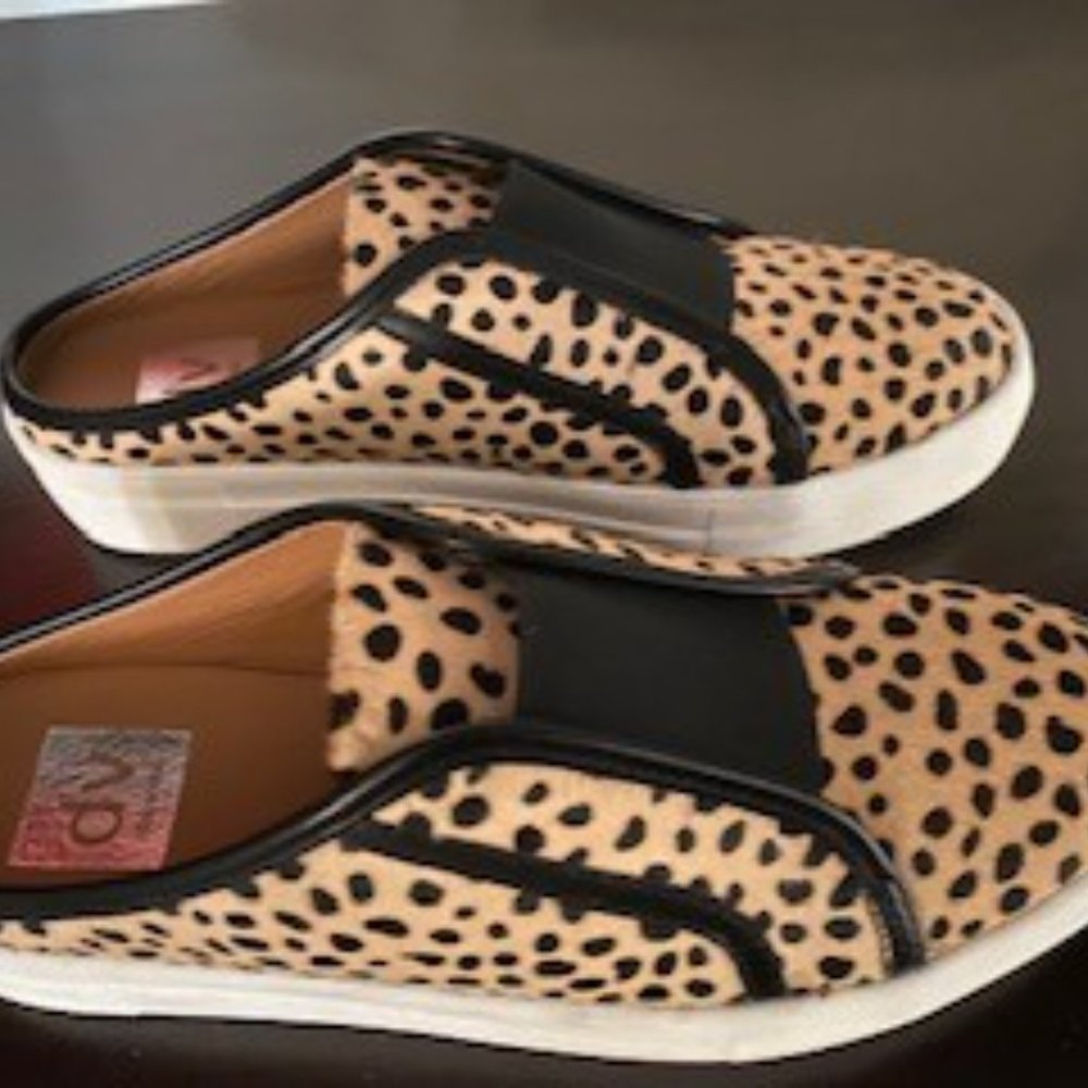 DV Dolce Vita Cheetah Sneakers  Size 8 NWOT